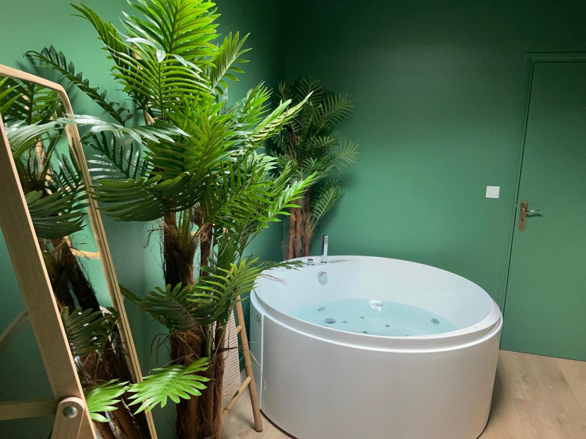 Evasion Exotique - Suite Selva - Jaccuzzi Privatif Amiens Eksteriør billede